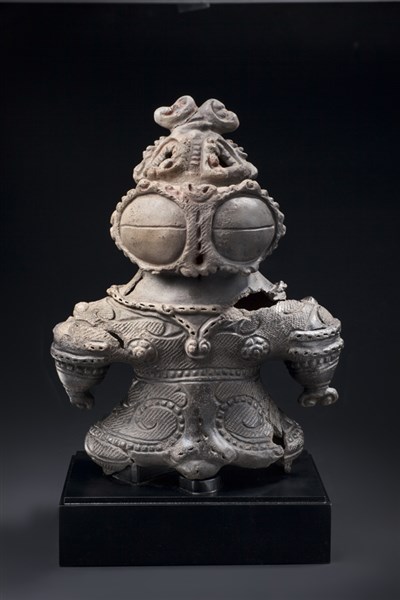  �Ռ���y��