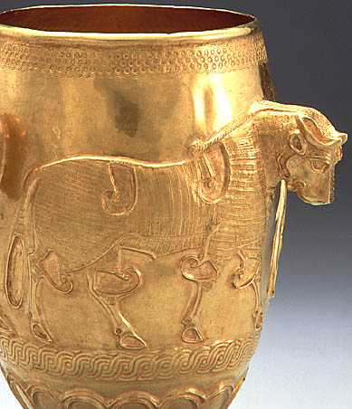 Goblet with bulls